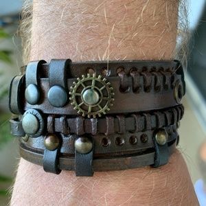 Medium brown leather Gothic gear Gecko Lizard wristband, Genuine leather